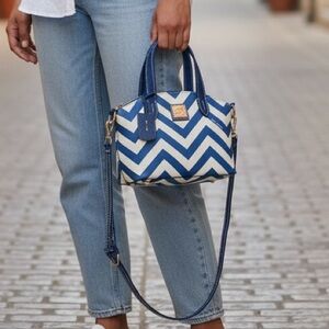 Dooney & Bourke Chevron Blue and White Handbag Set